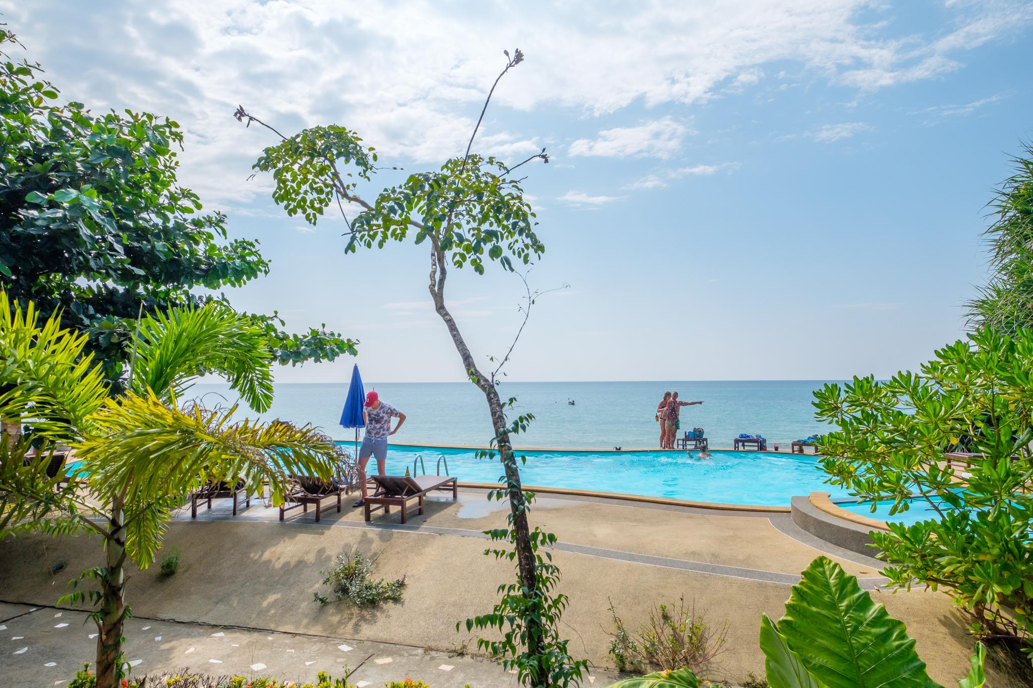 Amantra Resort & Spa Koh Lanta Exterior photo